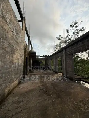 Land with Unfinished Building Luxury Villa for Sale Beruwela