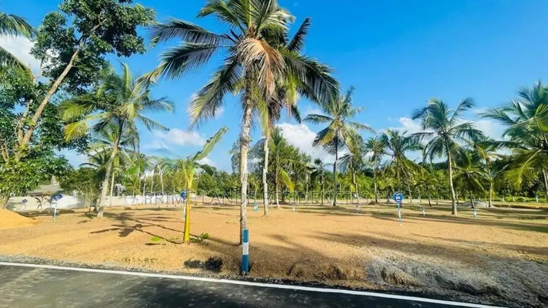 Valuable Flat Lands for Sale in Polgasowita