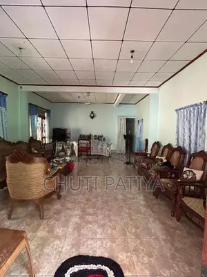 පොල් කන්ද,මීටියාගොඩ( ජයන්ති විහාරය) අසල නිවස විකිණීමට