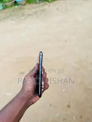 Apple iPhone 11 Pro (Used)