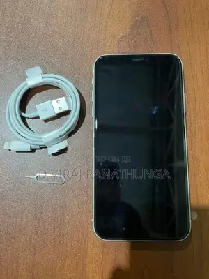 Apple iPhone 11 (Used)
