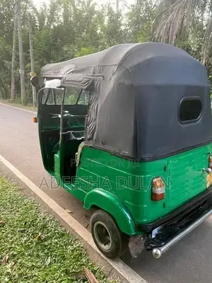 Bajaj RE 2004