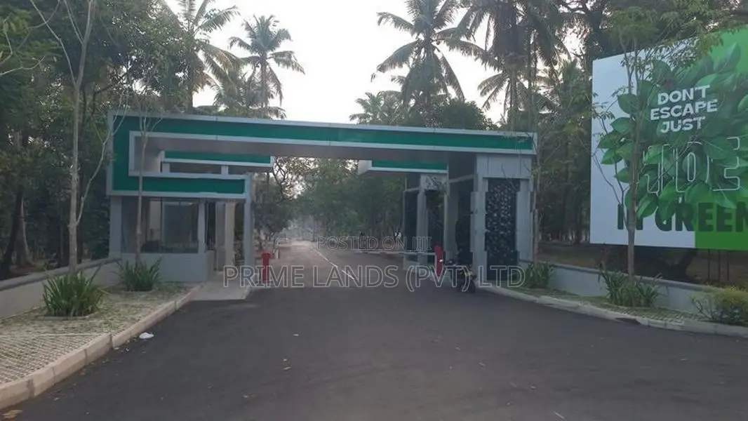 ගමිපහ කිරිදිවැල පාරෙන් යක්කල බිම්කොටස්