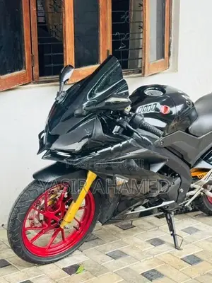 Yamaha R15 2020