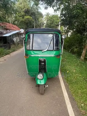 Bajaj RE 2004