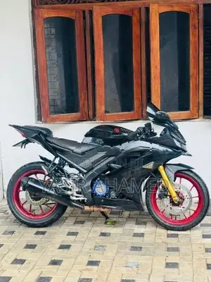 Yamaha R15 2020