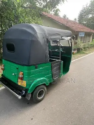Bajaj RE 2004