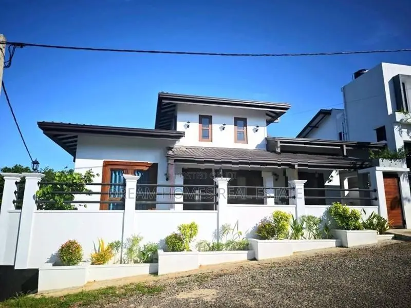 Fully Furnished Luxury House for Rent in Polgasowita – Kahathuduwa