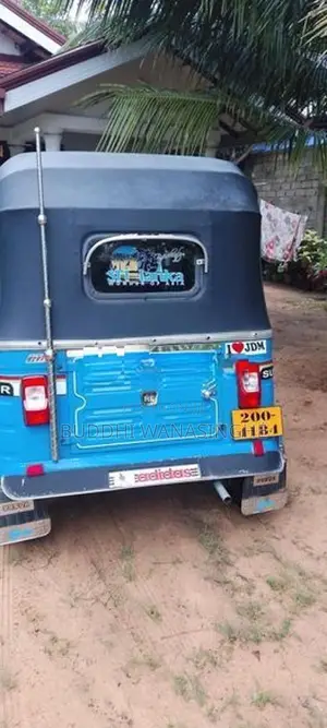 Bajaj RE 1995