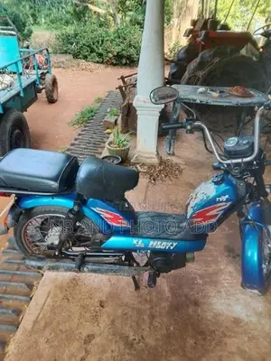 TVS XL Super 2016
