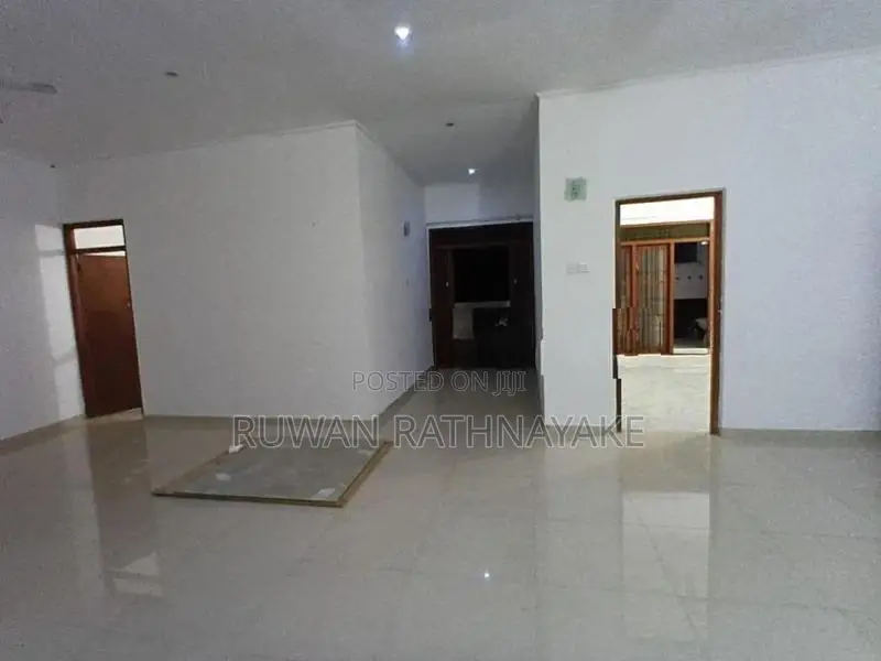 Upstairs House for Rent in Bellanvila