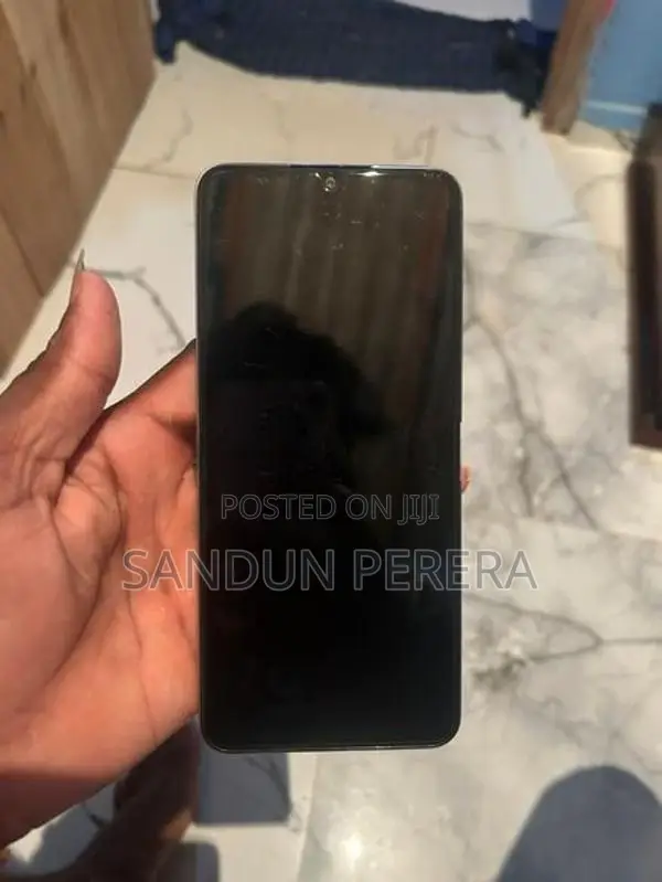 Apple iPhone 7 (Used)