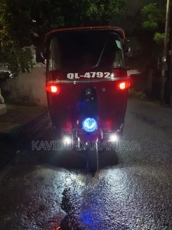 Bajaj RE 2007