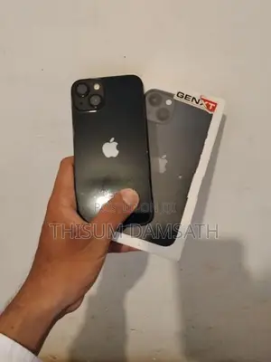 Apple iPhone 13 (Used)