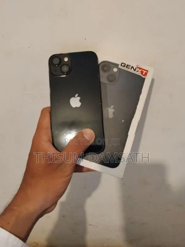 Apple iPhone 13 (Used)