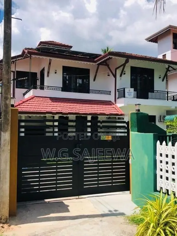 Furnished Upstairs House Rent in Negombo