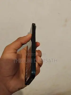 Apple iPhone 13 (Used)