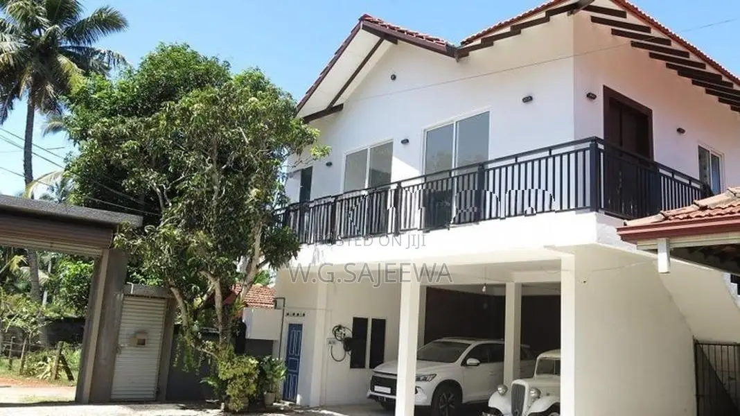 Newly Built Complete Upstairs House Rent in Negombo