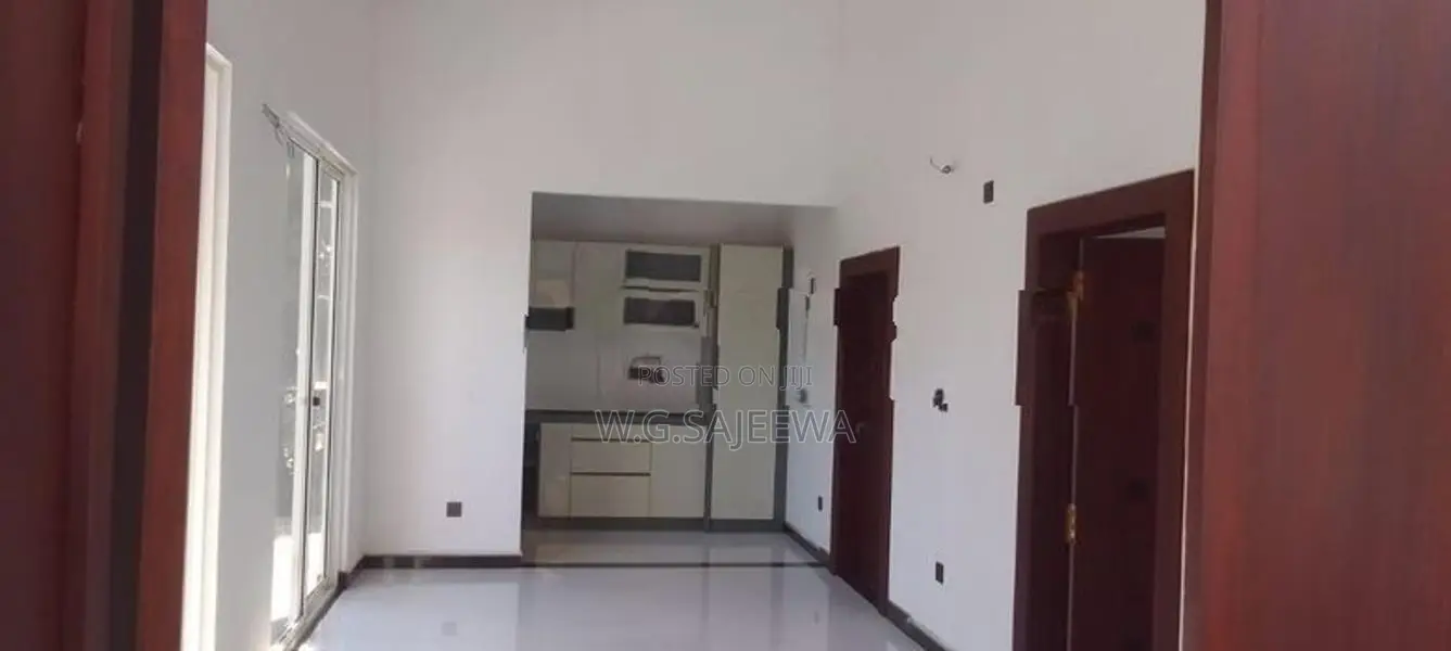 Newly Built Complete Upstairs House Rent in Negombo