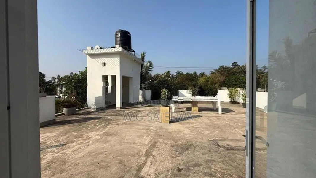 Newly Built Modern House Rent in Negombo, Kandawala