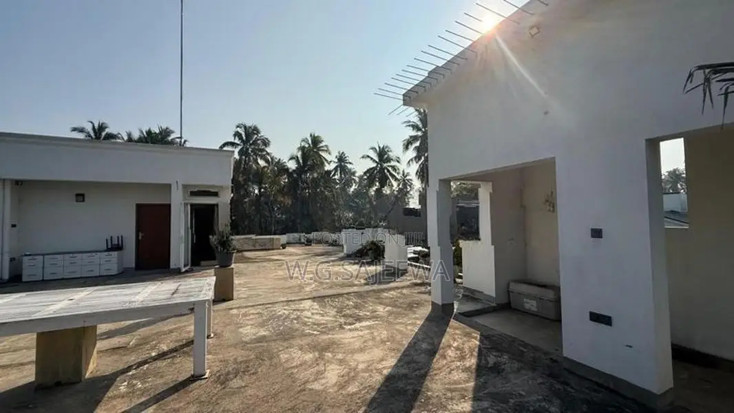 Newly Built Modern House Rent in Negombo, Kandawala