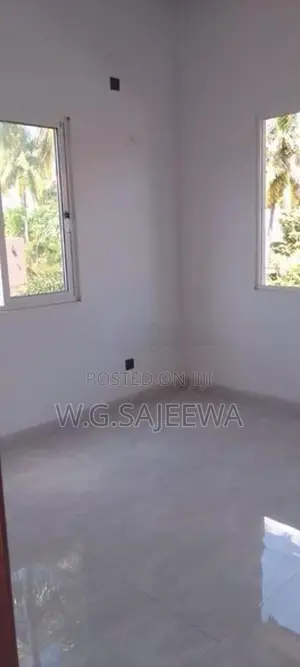 Newly Built Complete Upstairs House Rent in Negombo