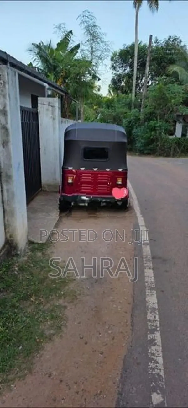 Bajaj RE 2006