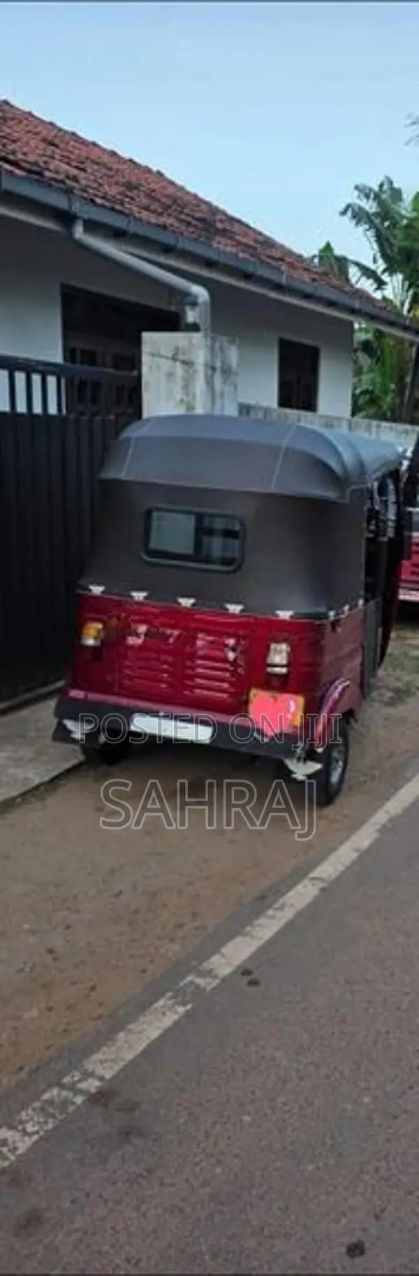 Bajaj RE 2006