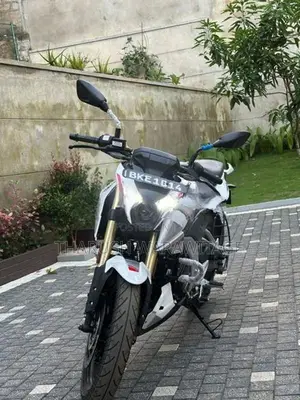 Bajaj Pulsar N160 2025