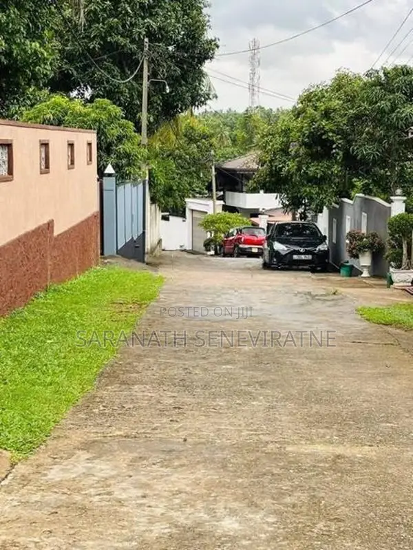 Land for Sale in Kadawatha - Ragama Road