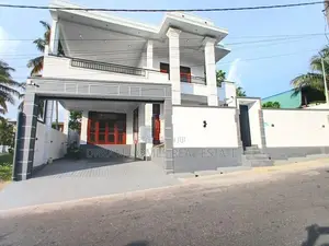 Brand New Ultra Luxury 3-Storey House for Sale Piliyandala
