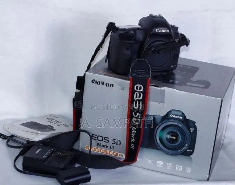 Canon 5D Mark iii Camera