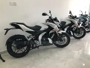 Bajaj Pulsar N160 Premium 2026