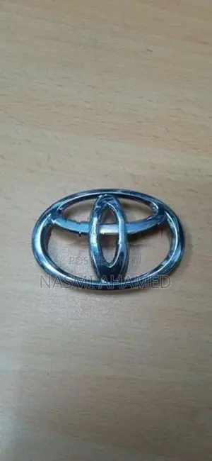 Toyota steering wheel logo