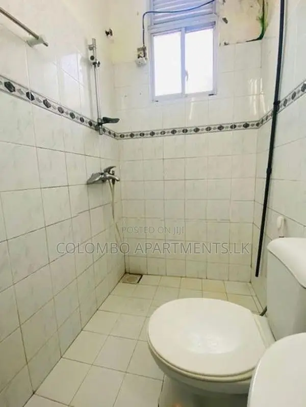 2-BHK Fully Furnished Apartment Short-Term Rental in Wellawatte