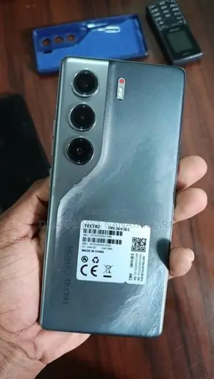 Tecno Camon 40 (Used)