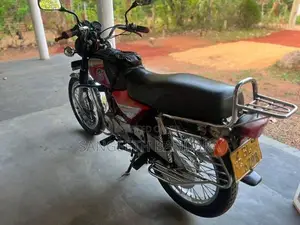 Bajaj Boxer 100 2001