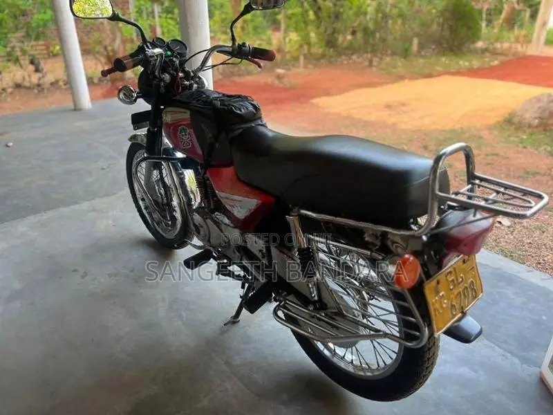Bajaj Boxer 100 2001