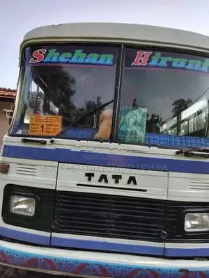 Tata 909 Bus 1990