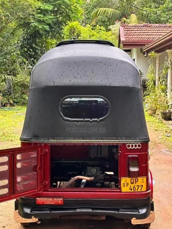 Bajaj RE 2008
