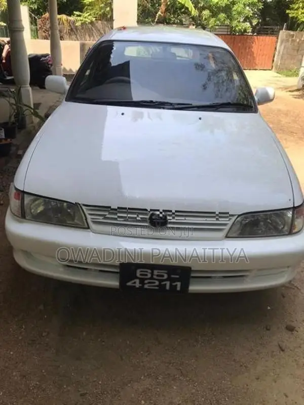 Toyota Corolla L Touring Wagon 1997