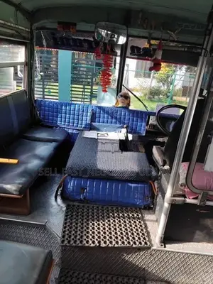Tata 909 Bus 1990