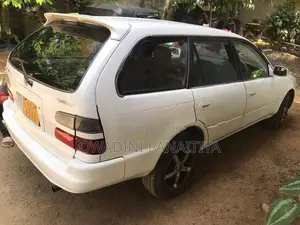 Toyota Corolla L Touring Wagon 1997