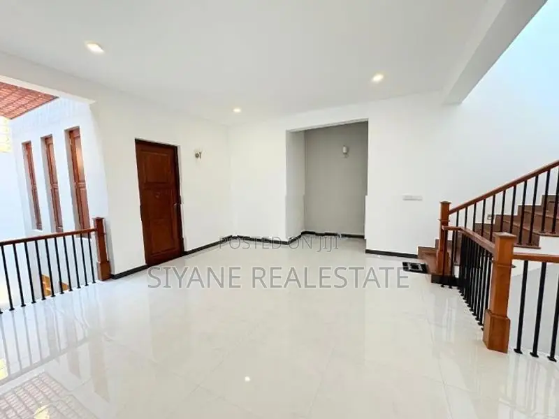Brand New House For Sale Battaramulla