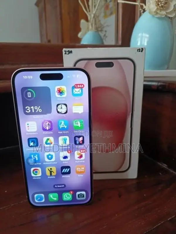 Apple iPhone 15 (Used)