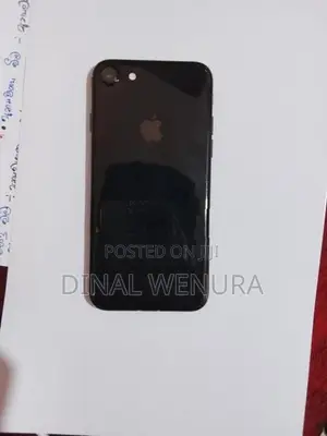 Apple iPhone 7 (Used)