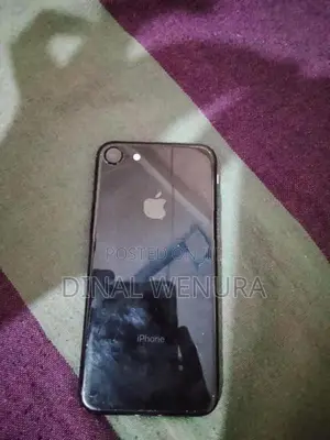 Apple iPhone 7 (Used)