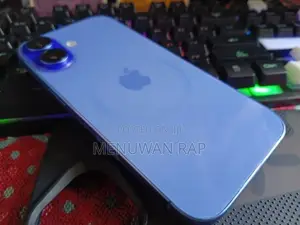 Apple iPhone 16 (Used)