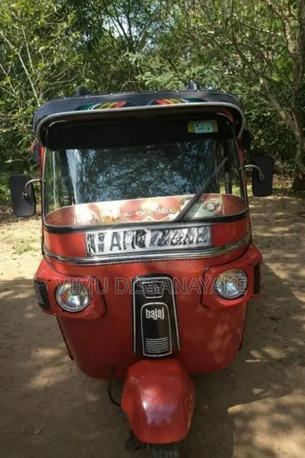 Bajaj RE 2013