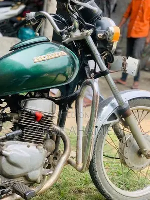 Honda CM Custom 2007